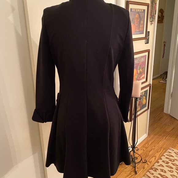 Black Trench Coat with Tailored Fit and Notched Lapels - Picture 3 of 5